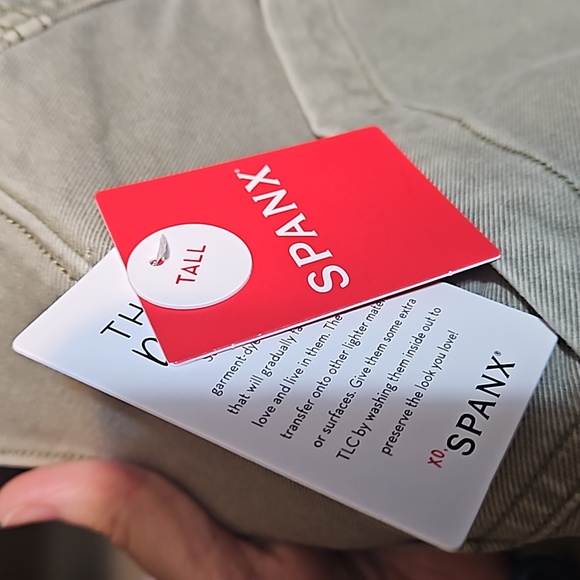 NWT Spanx by Sara Blakely Straight Jeans - Picture 12 of 13